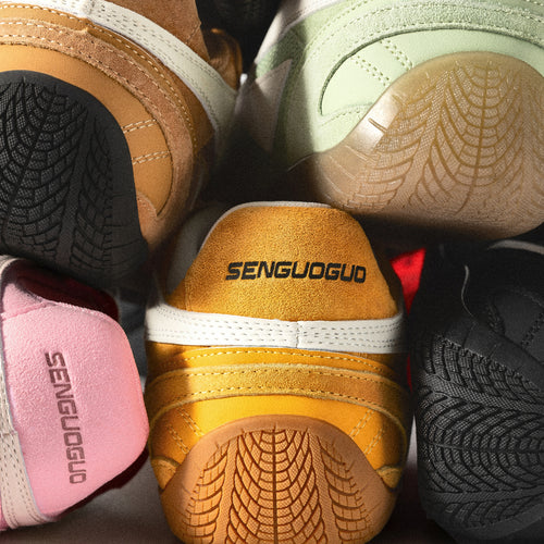SENGUOGUO Lightning Racer Sneaker — Black & White, Unisex Low-Top