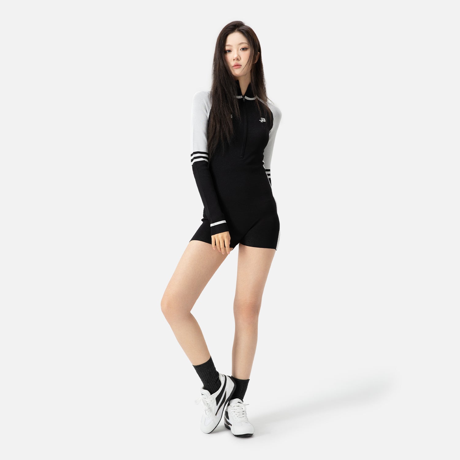 SENGUOGUO Lightning Racer Sneaker — Black & White, Unisex Low-Top