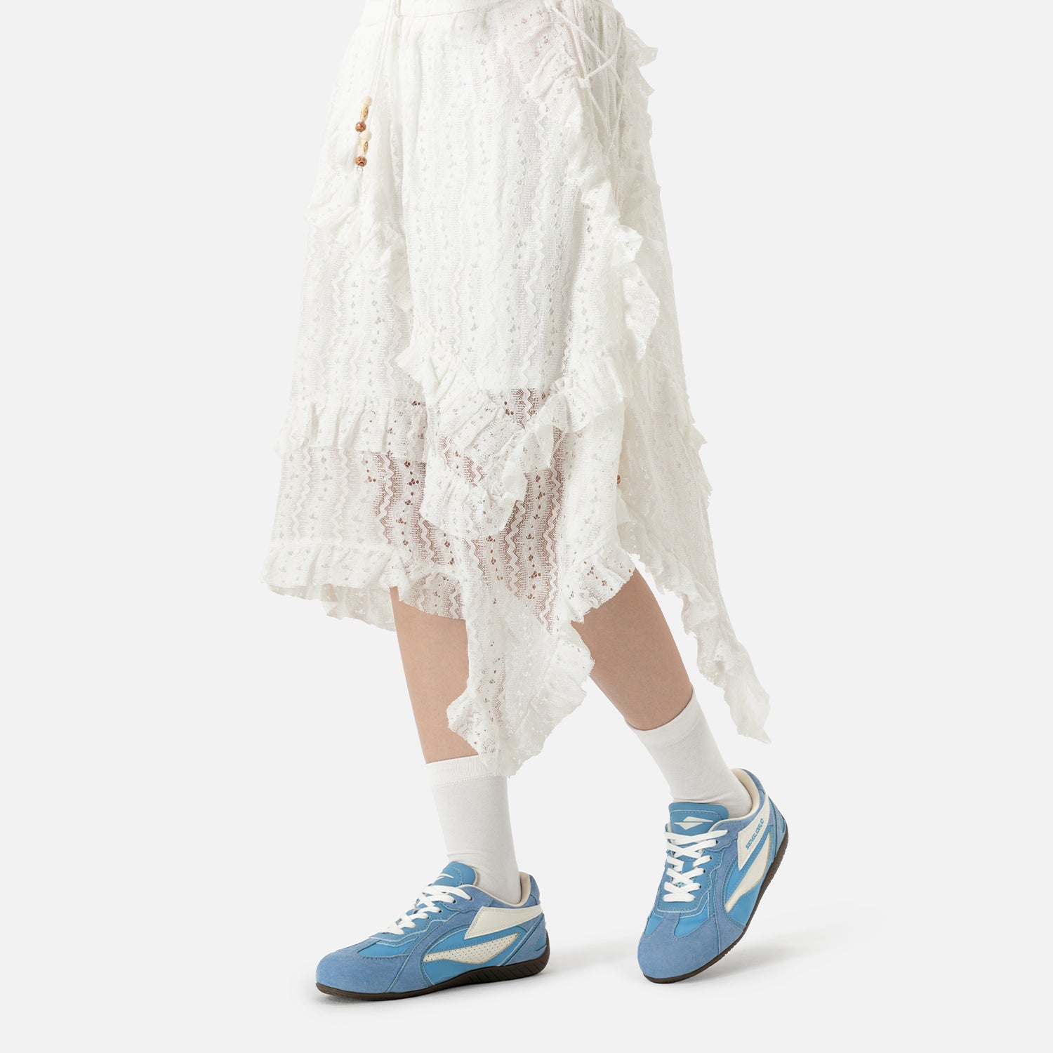 SENGUOGUO Retro Racer Sneaker — Sky Blue & White, Unisex Low-Top